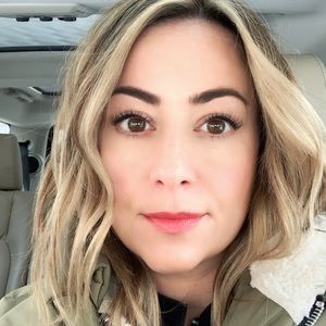 Meet your Posher, Courtney